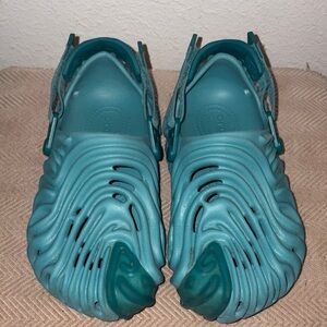 Crocs Pollex Clog
by Salehe Bembury Tide